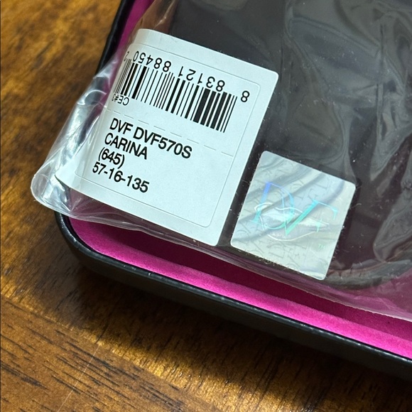 Diane Von Furstenberg Women's Sunglasses in Rich Brown - Picture 8 of 8